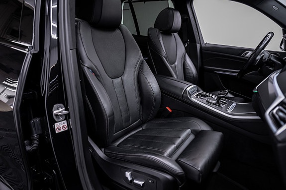 BMW X5 27 of 27