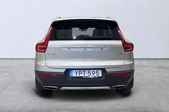 Volvo XC40 5 of 20