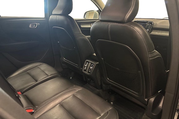 Volvo XC40 11 of 20