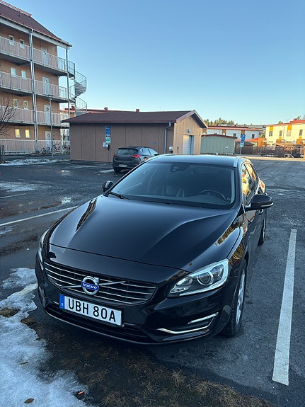 Volvo V60 7 of 9