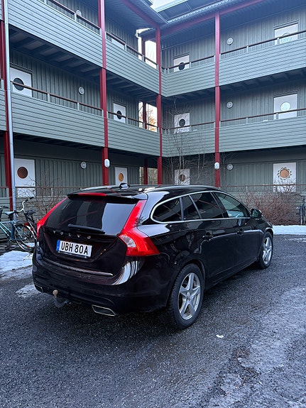 Volvo V60 3 of 9