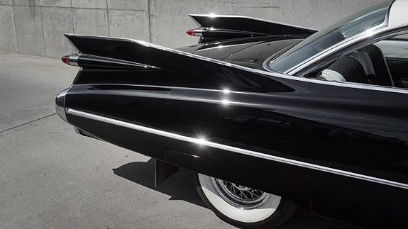 Cadillac Coupé DeVille 16 of 16