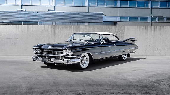 Cadillac Coupé DeVille