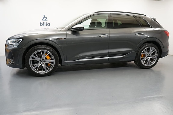 Audi e-tron 2 of 18