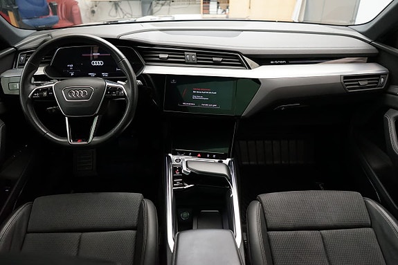 Audi e-tron 6 of 18