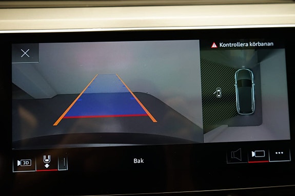 Audi e-tron 12 of 18
