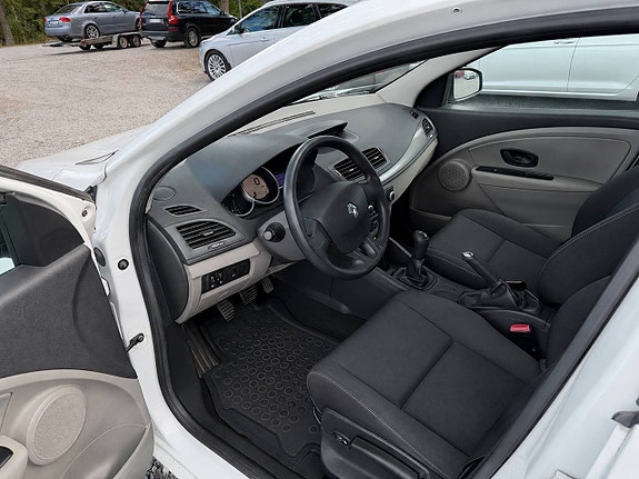 Renault Megane 13 of 20