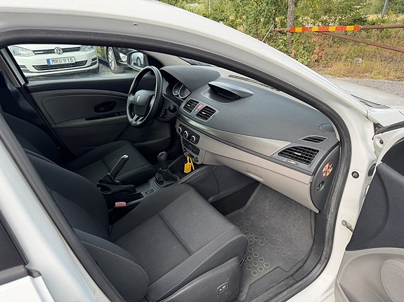 Renault Megane 11 of 20