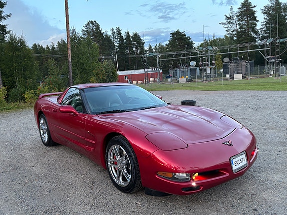 Chevrolet Corvette 5 of 10