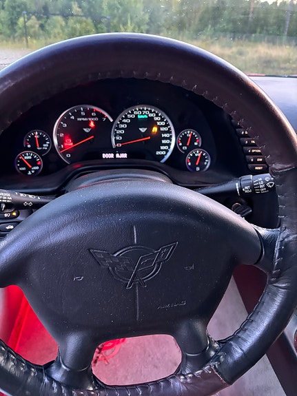 Chevrolet Corvette 9 of 10