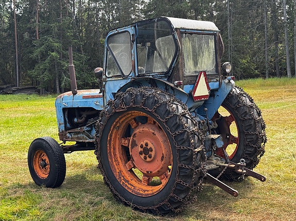 Ford Fordson Super Major 3 of 4