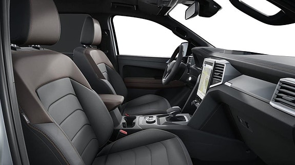Volkswagen Amarok 2 of 3