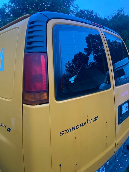 Chevrolet Express 18 of 30