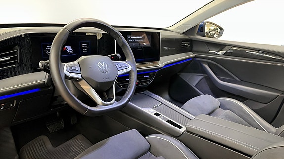 Volkswagen Passat 8 of 17