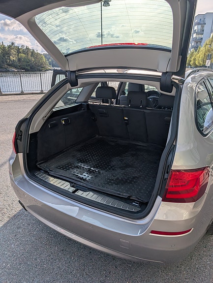 BMW 525d 4 of 7