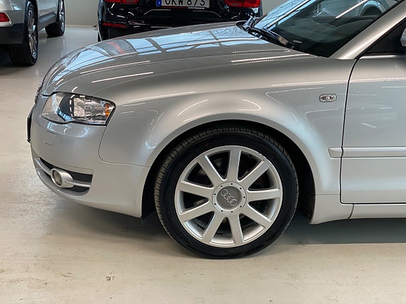 Audi A4 8 of 19