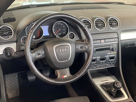 Audi A4 12 of 19