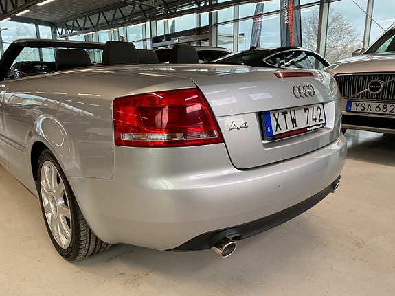 Audi A4 6 of 19