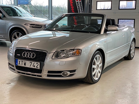 Audi A4 2 of 19