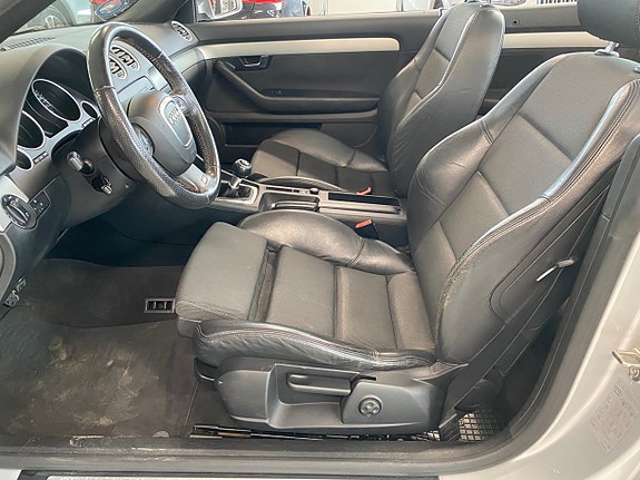 Audi A4 13 of 19
