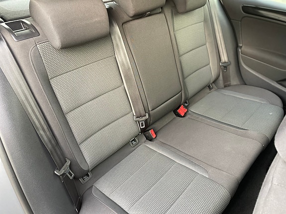 Volkswagen Golf VI 9 of 10