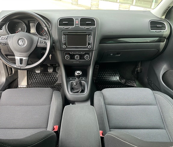 Volkswagen Golf VI 6 of 10
