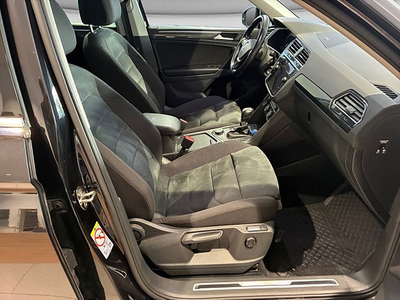 Volkswagen Tiguan 7 of 15