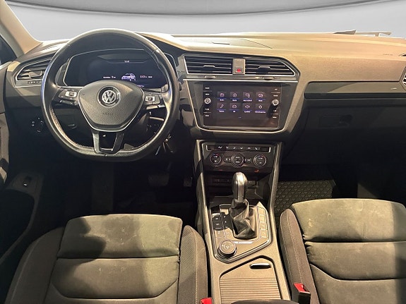 Volkswagen Tiguan 11 of 15