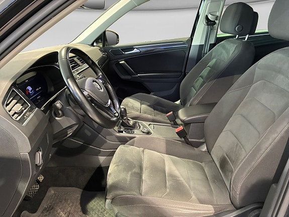 Volkswagen Tiguan 8 of 15