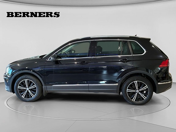 Volkswagen Tiguan 2 of 15