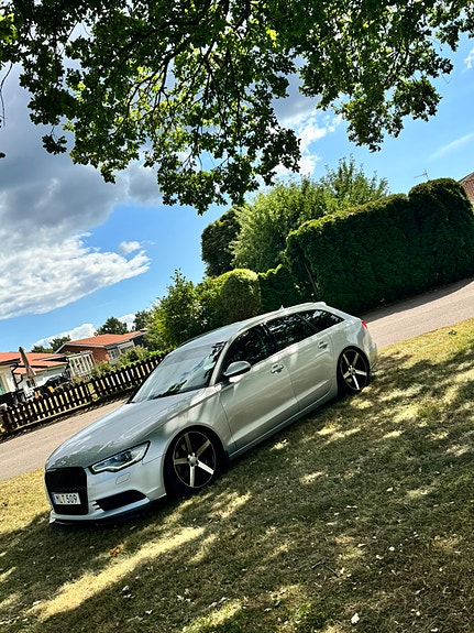Audi A6 2 of 9