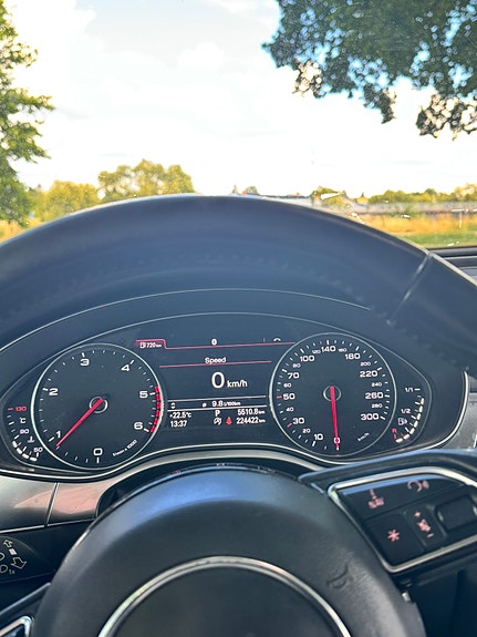 Audi A6 8 of 9