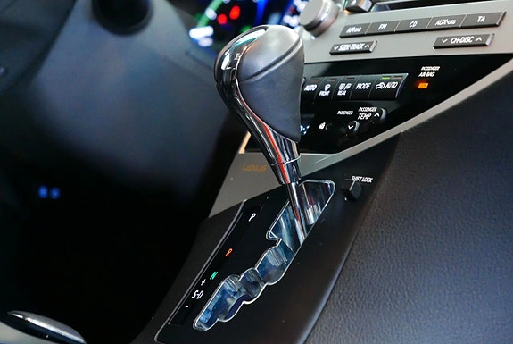 Lexus RX450h 9 of 15