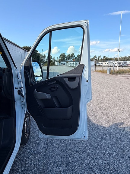 Opel Movano 19 of 30