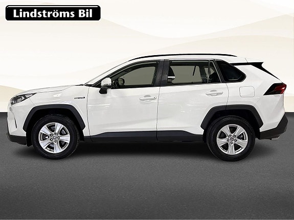 Toyota RAV4 6 of 21