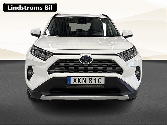 Toyota RAV4 9 of 21