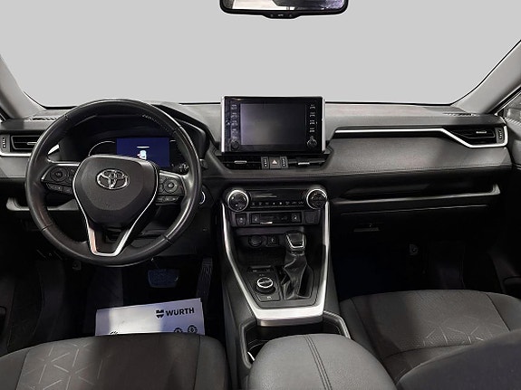 Toyota RAV4 12 of 21