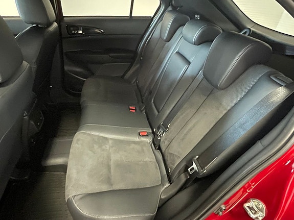 Mitsubishi Eclipse Cross 12 of 16
