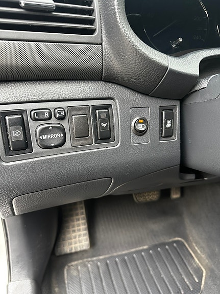 Toyota Avensis 6 of 10
