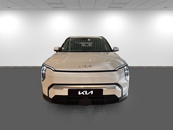 Kia EV3 2 of 26