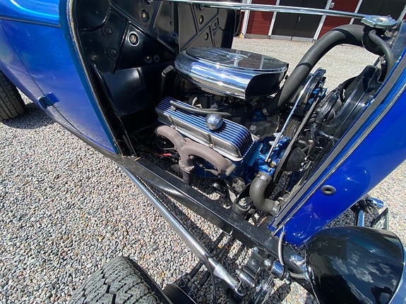 Ford 5-Window 7 of 9