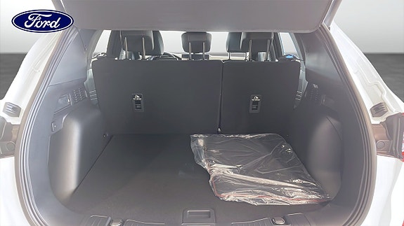Ford Kuga 10 of 10
