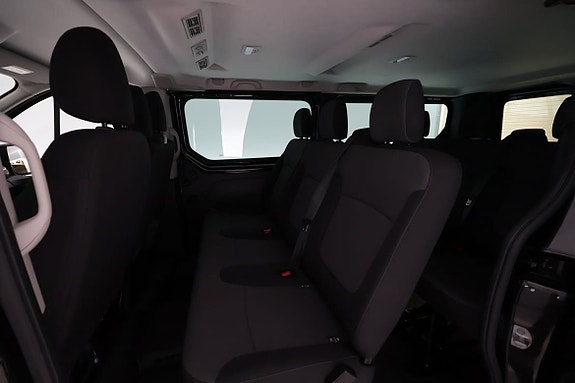 Renault Trafic 11 of 25