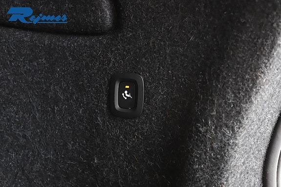 Volvo XC40 19 of 23