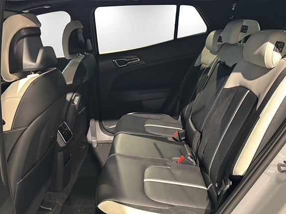 Kia Sportage 9 of 18