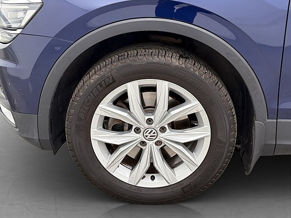Volkswagen Tiguan 28 of 30
