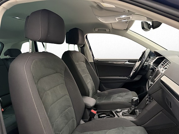 Volkswagen Tiguan 24 of 30