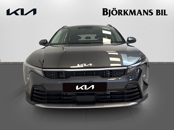 Kia K4 2 of 20