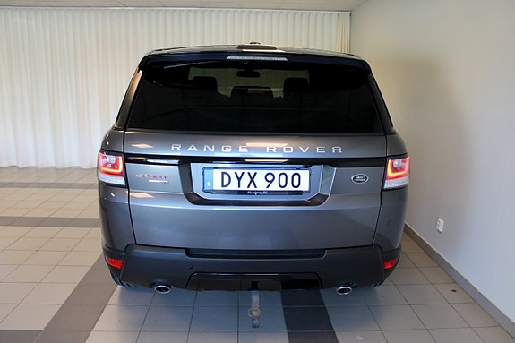 Land Rover Range Rover Sport 5 of 15