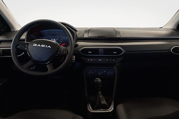 Dacia Sandero 8 of 11